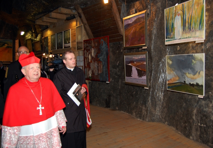  WIELKI PIĄTEK 2010 R. - Piąta rocznica śmierci Jana Pawła II - Otwarcie wystawy: